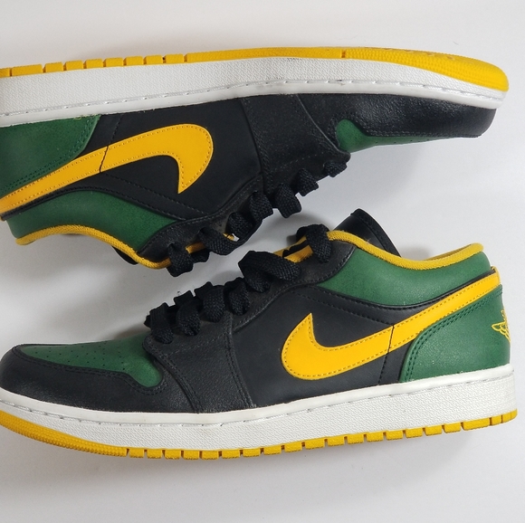 Nike Air Jordan 1 Low Green Gold 9.5 - Picture 2 of 8